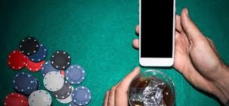 gkk999 Sportsbook တွင် ရလဒ်ကြည့်ကာ Bet တင်နေသော မြန်မာ ကစားသမား